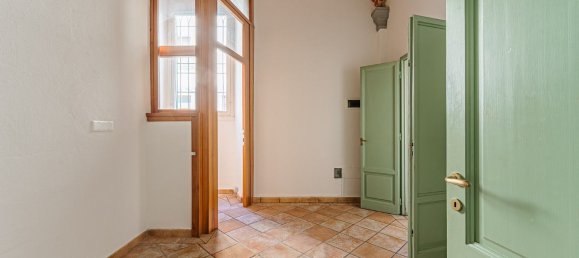 مكتب في Pistoia, Italy 173متر مربع رقم 342408 9