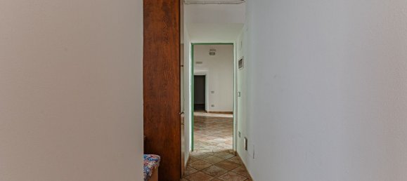 مكتب في Pistoia, Italy 173متر مربع رقم 342408 23