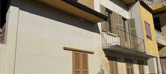 Дом с 4 комнатами в Традате, Италия № 3409 10