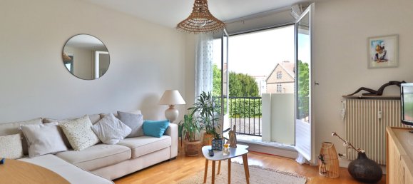 2 bedrooms Apartment in Troyes, France No. 68675 2