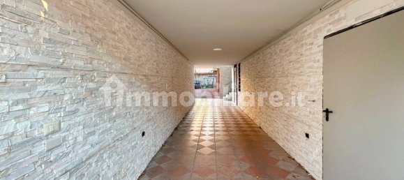 3 Schlafzimmer Wohnung in Monza, Italy, Nr. 215574 7