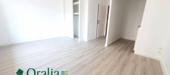 Studio in Grenoble, France No. 201163 2