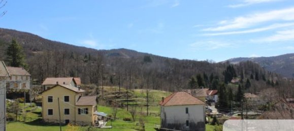 Casa de 5 dormitorios en Urbe, Italy No. 253713 2