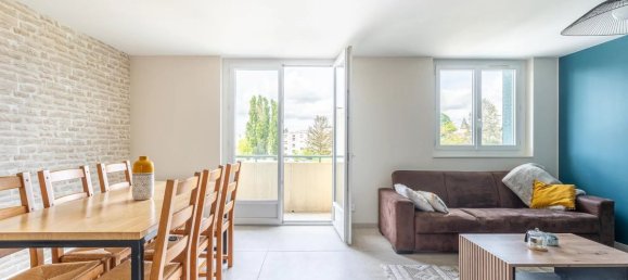 2 bedrooms Apartment in Genay, France No. 343271 3