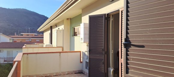 3غرفة شقة في Oliveri, Italy رقم 112692 2