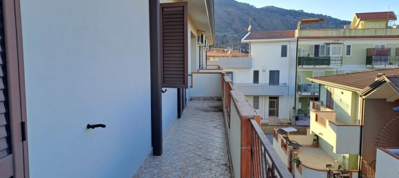 3غرفة شقة في Oliveri, Italy رقم 112692 18