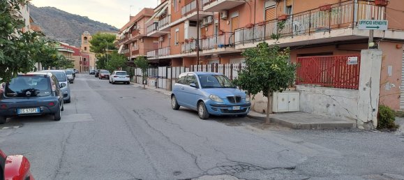 3غرفة شقة في Oliveri, Italy رقم 112692 25