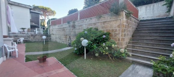 11 rooms Villa in Pozzuoli, Italy No. 22653 31