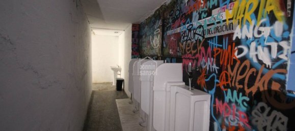 5 غرف نوم فيلا في Es Castell, Spain رقم 2088 3