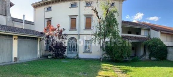 8 bedrooms Villa in Fontanella, Italy No. 180025 4