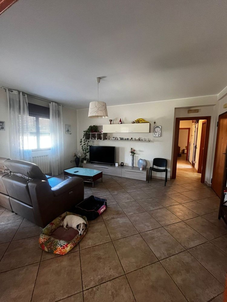 5-Zimmer Wohnung in Vittoria, Italy, Nr. 257729