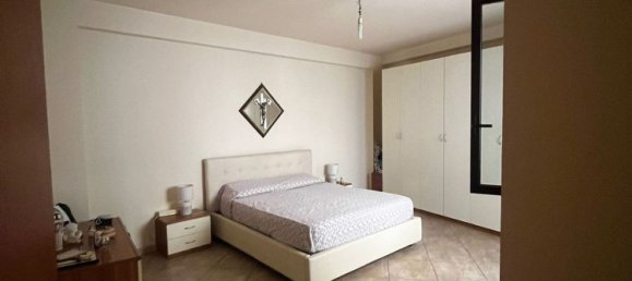 5-Zimmer Wohnung in Vittoria, Italy, Nr. 257729 2