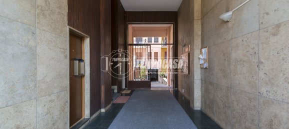 2 rooms Apartment in Milan, Italy No. 274447 10