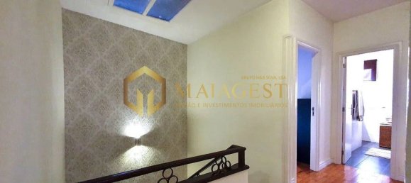 4 bedrooms House in Porto, Portugal No. 54029 9