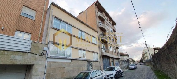 4 bedrooms House in Porto, Portugal No. 54029 18