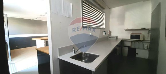 92m² Commercial property in Varese, Italy No. 58228 8