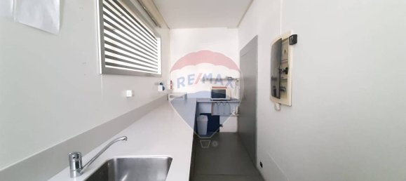 92m² Commercial property in Varese, Italy No. 58228 12