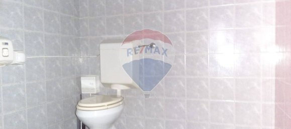 92m² Commercial property in Varese, Italy No. 58228 15