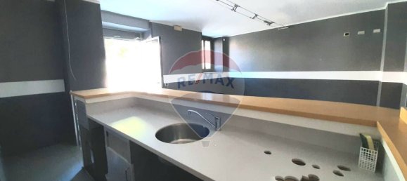 92m² Commercial property in Varese, Italy No. 58228 7