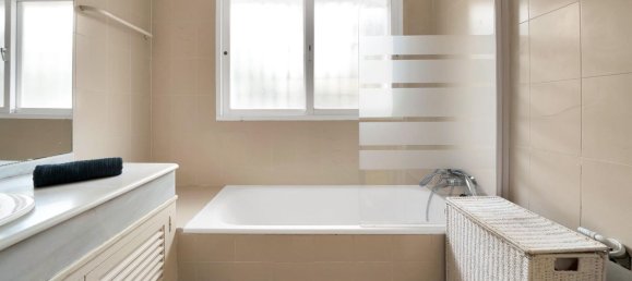 6 bedrooms Villa in Marbella, Spain No. 129897 43