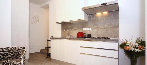 1 bedroom Apartment in Siena, Italy No. 65441 3
