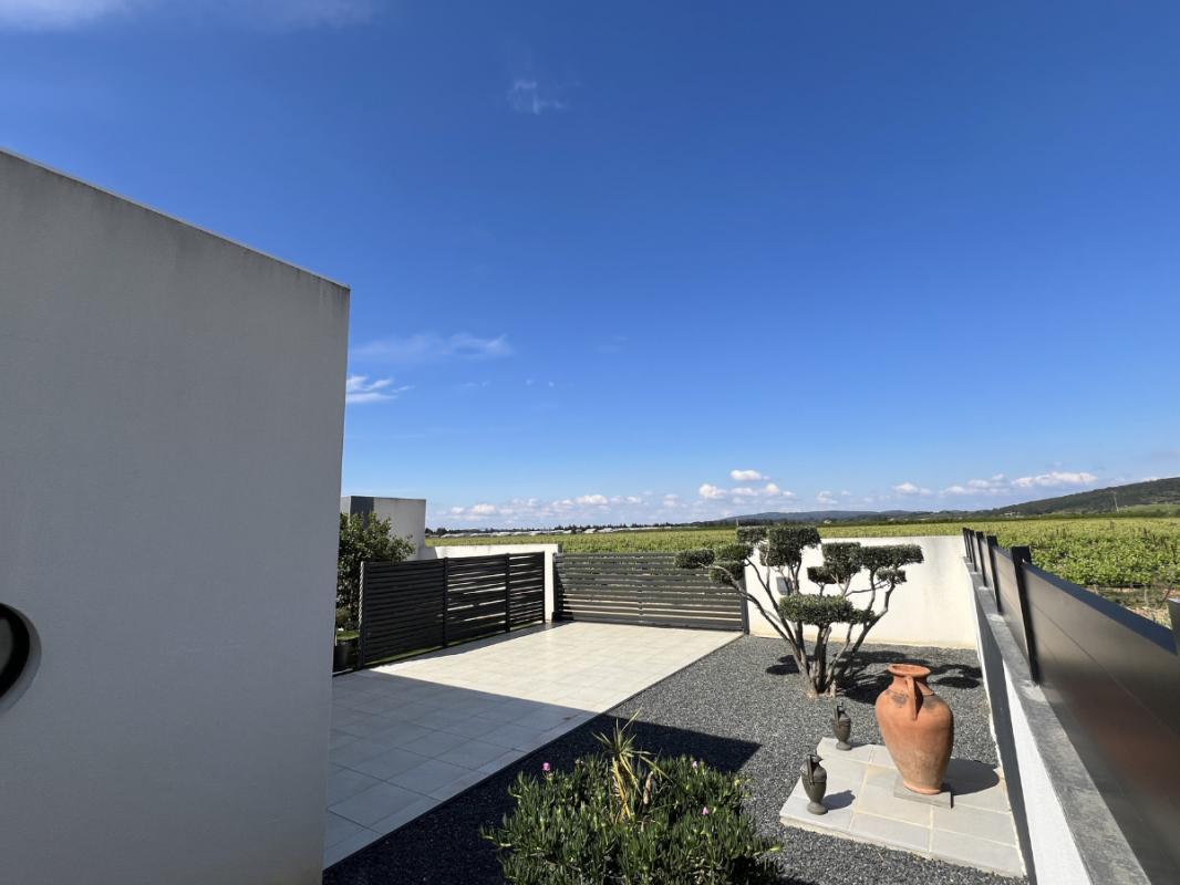 3 bedrooms Villa in Argeliers, France No. 202910