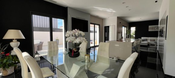 3 bedrooms Villa in Argeliers, France No. 202910 3