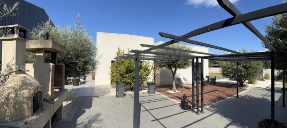 3 bedrooms Villa in Argeliers, France No. 202910 20