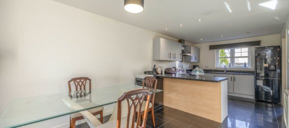 6 غرف نوم منزل في Bathgate, United Kingdom رقم 2177 5