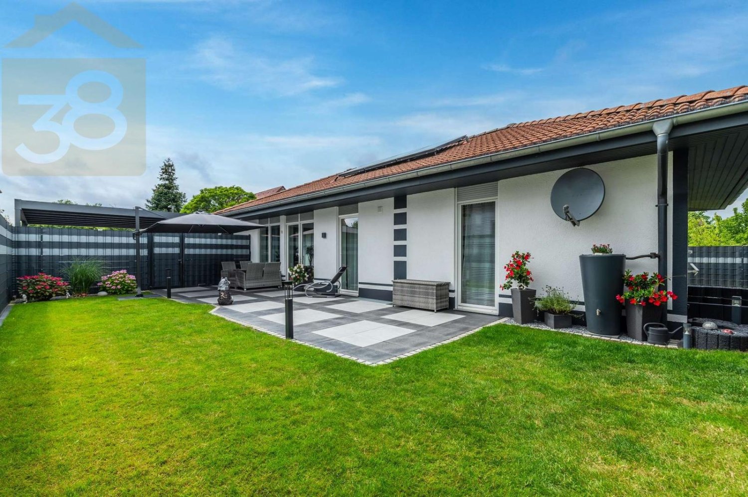 3 bedrooms Bungalow in Wolfenbuttel, Germany No. 221014