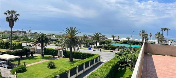 3 bedrooms Penthouse in Forte dei Marmi, Italy No. 304140 15