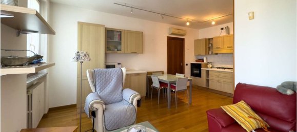 2غرفة شقة في San Zenone al Lambro, Italy رقم 61684 3