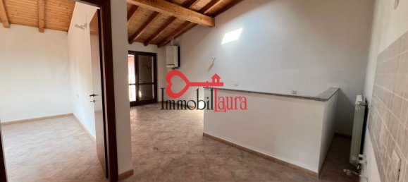 3-Zimmer Doppelhaus in Cuasso al Monte, Italy, Nr. 315043 11