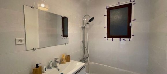 5 bedrooms House in Noyon, France No. 363610 7