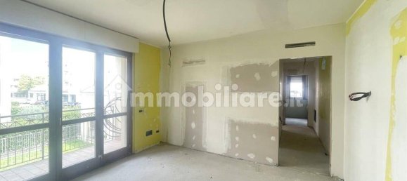 2 bedrooms Apartment in Treviglio, Italy No. 303215 13