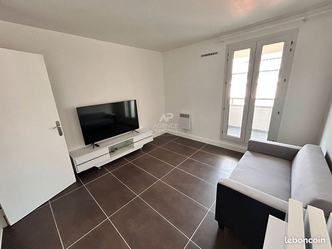 Apartamento T3 em Poissy, France N.º 135395
