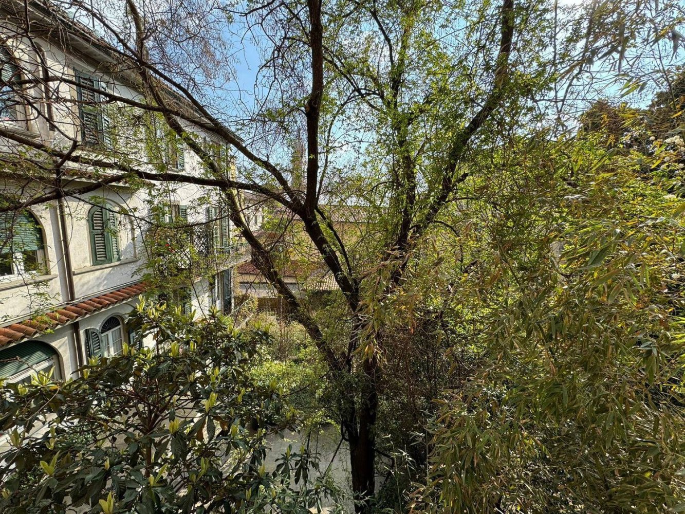 4-salle Appartement à Bergamo, Italy No. 15368