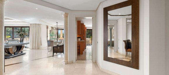 3 bedrooms Apartment in Marbella, Spain No. 141927 2