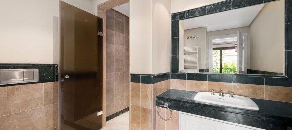 3 bedrooms Apartment in Marbella, Spain No. 141927 29