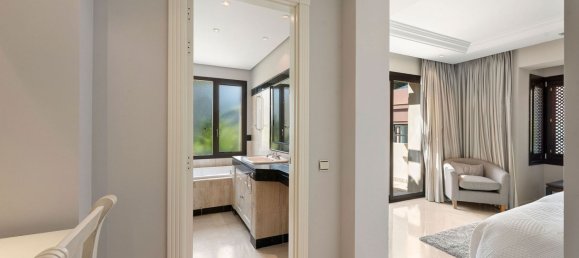 3 bedrooms Apartment in Marbella, Spain No. 141927 24