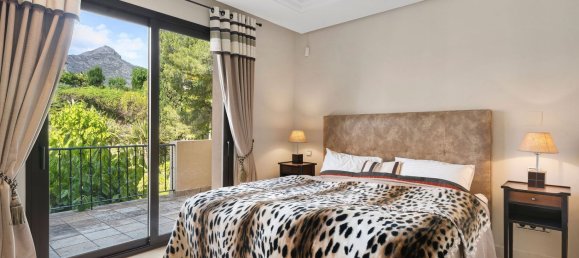 3 bedrooms Apartment in Marbella, Spain No. 141927 28