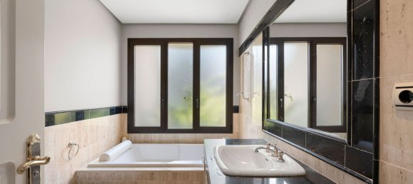 3 bedrooms Apartment in Marbella, Spain No. 141927 19