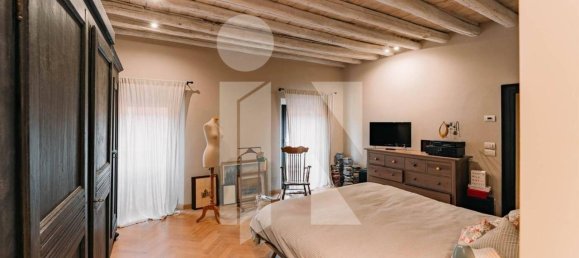4 rooms Apartment in Mantua, Italy No. 247864 9