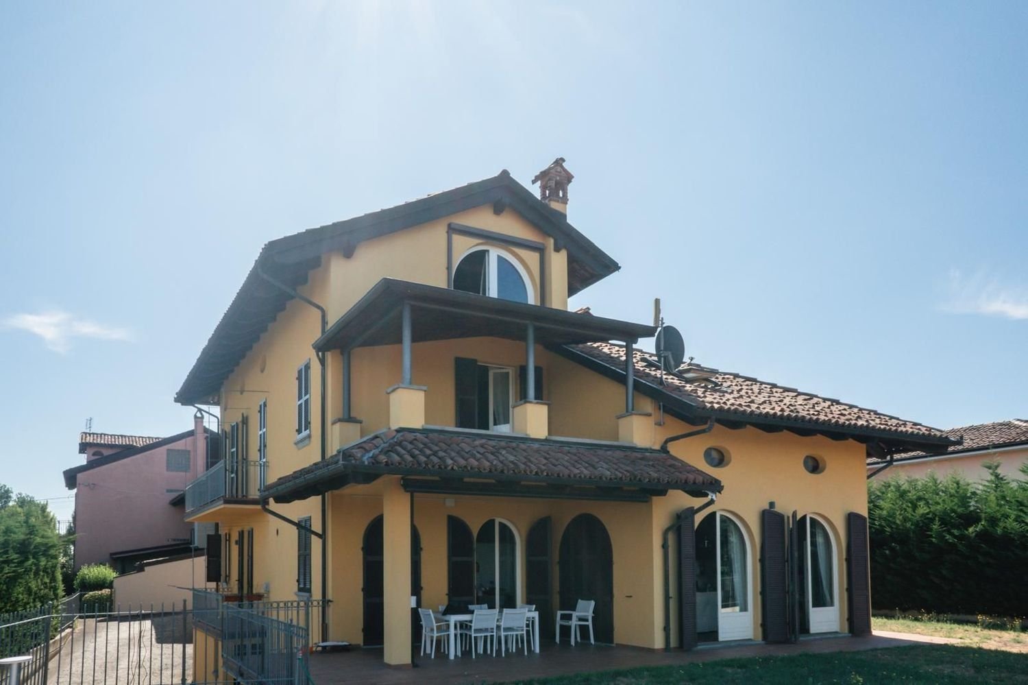 2000m² Land in Diano d'Alba, Italy No. 283809