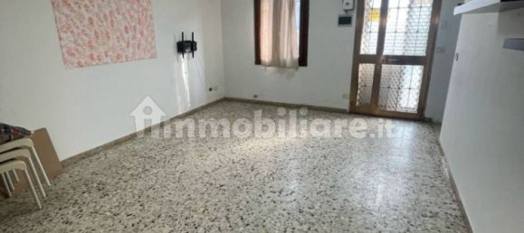 2 bedrooms House in Mira, Italy No. 59053 7