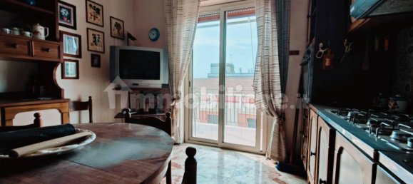 Квартира с 4 спальнями в Мессина, Италия № 147913 8