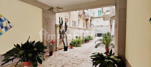 Квартира с 4 спальнями в Мессина, Италия № 147913 21