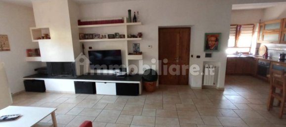 Apartamento de 3 dormitorios en Manziana, Italy No. 294223 37