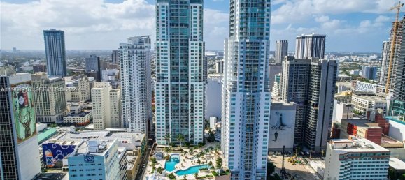 1 Schlafzimmer Gewerbliche Immobilien in Miami, USA, Nr. 615568 13