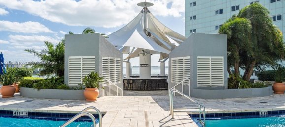 1 Schlafzimmer Gewerbliche Immobilien in Miami, USA, Nr. 615568 26